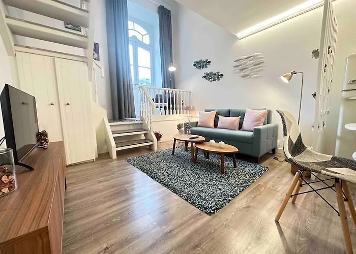 Daire P Sanz 1, 406 By Ybh Vigo