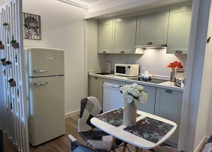 P Sanz 1, 406 By Ybh * Vigo